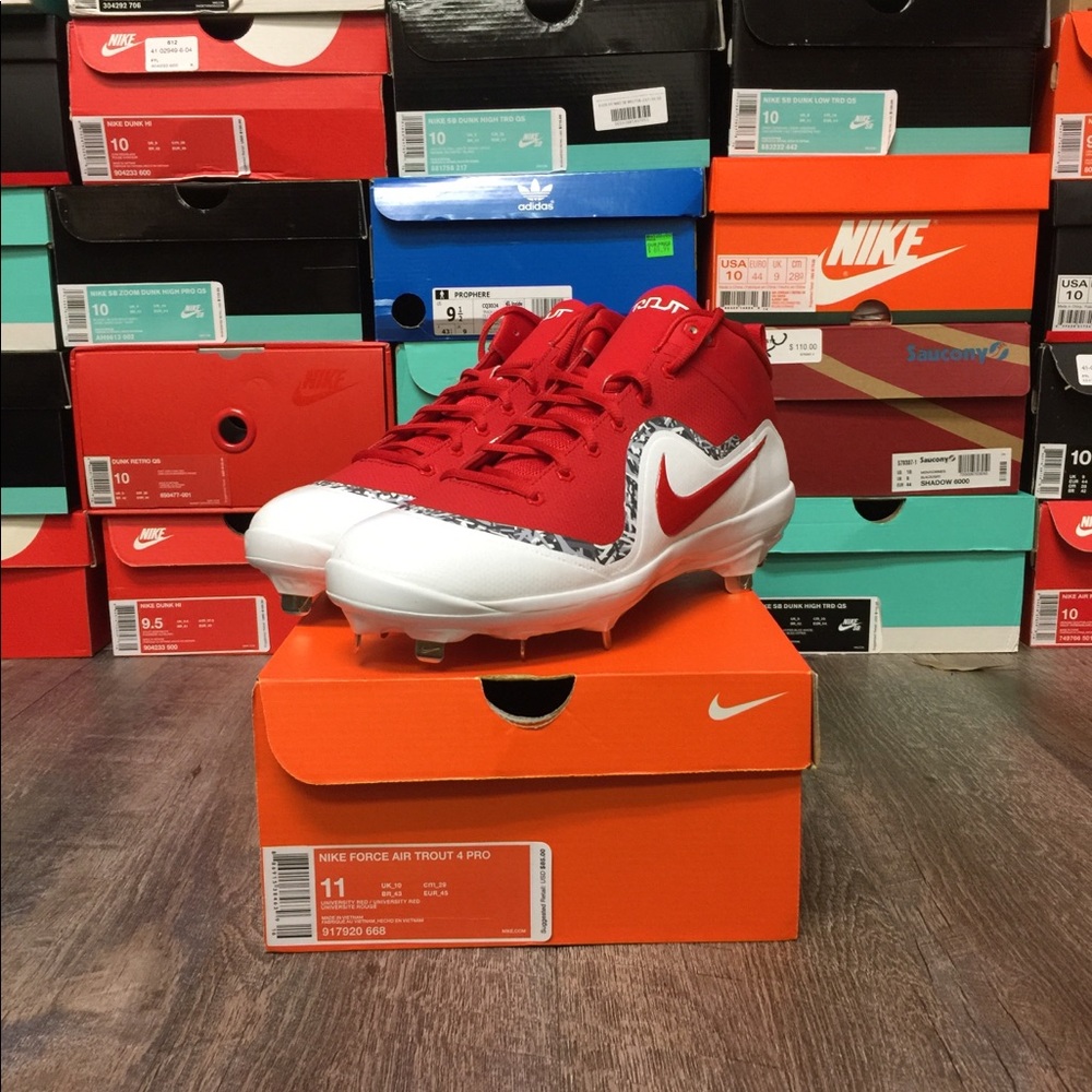 Nike Force Air Trout 4